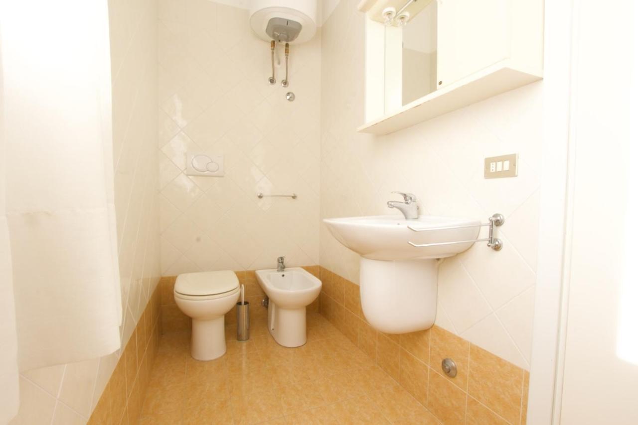 Bagni Miramare - Home Immobiliare Jesolo Eksteriør billede