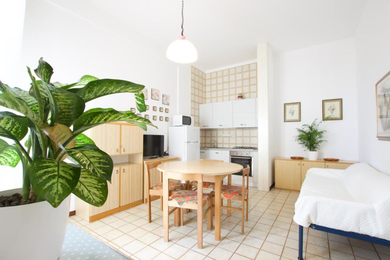 Bagni Miramare - Home Immobiliare Jesolo Eksteriør billede