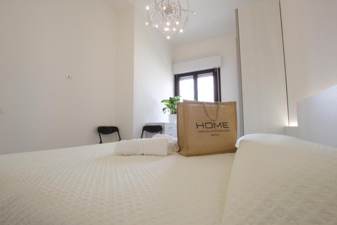 Bagni Miramare - Home Immobiliare Jesolo Eksteriør billede