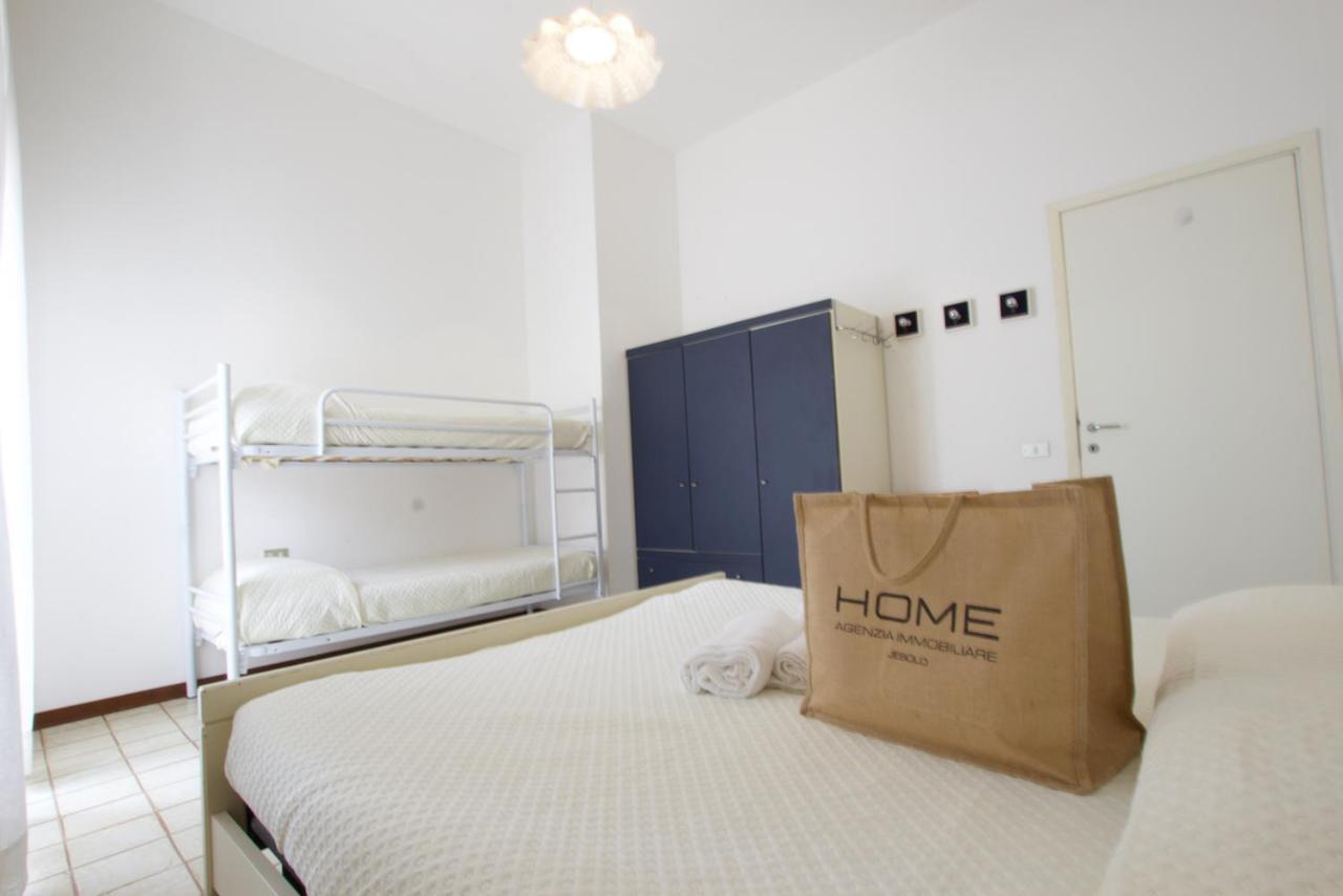Bagni Miramare - Home Immobiliare Jesolo Eksteriør billede