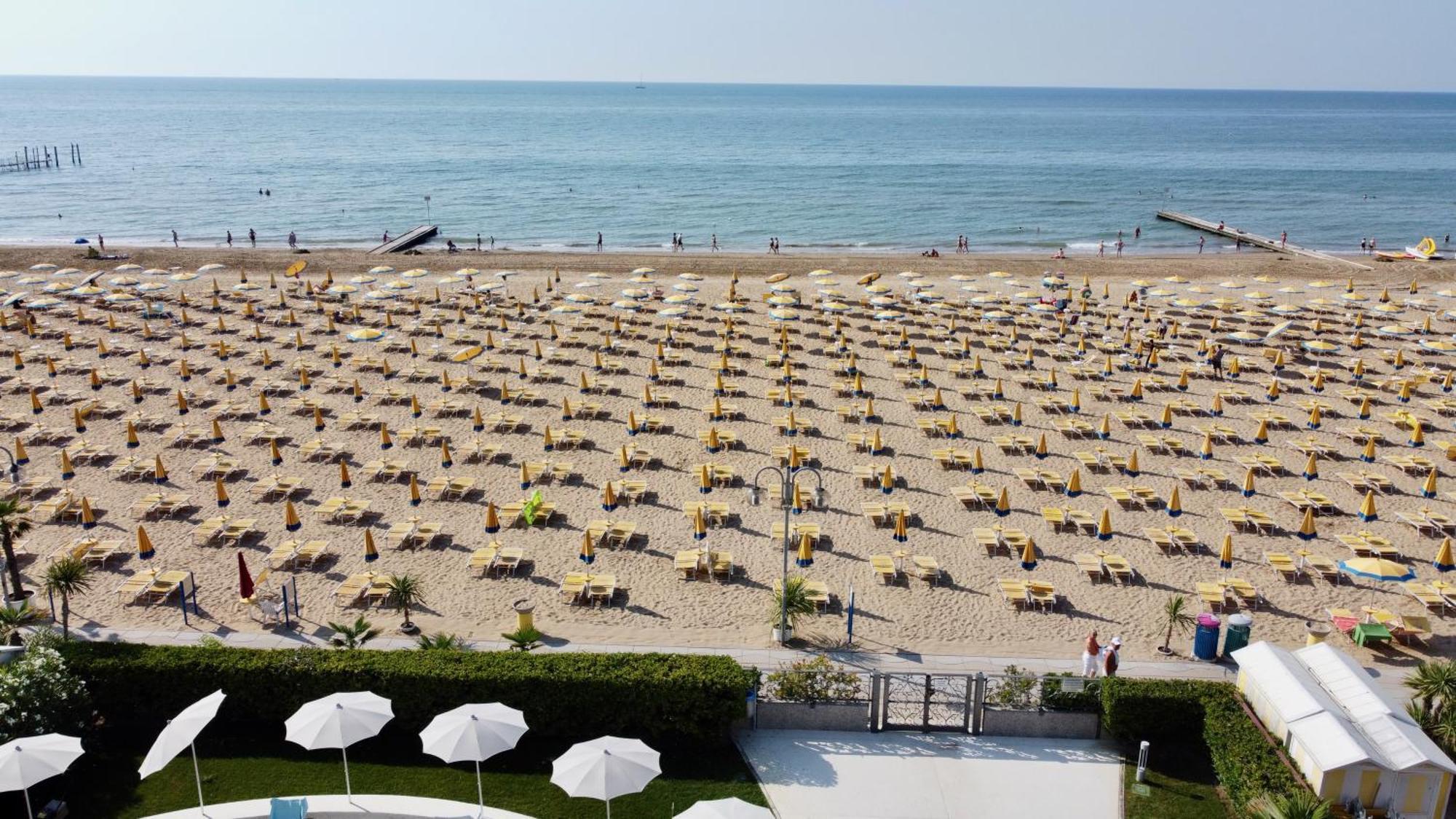 Bagni Miramare - Home Immobiliare Jesolo Eksteriør billede